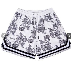 087 NEW Draco Bandanna / Paisley Print Shorts Size Medium